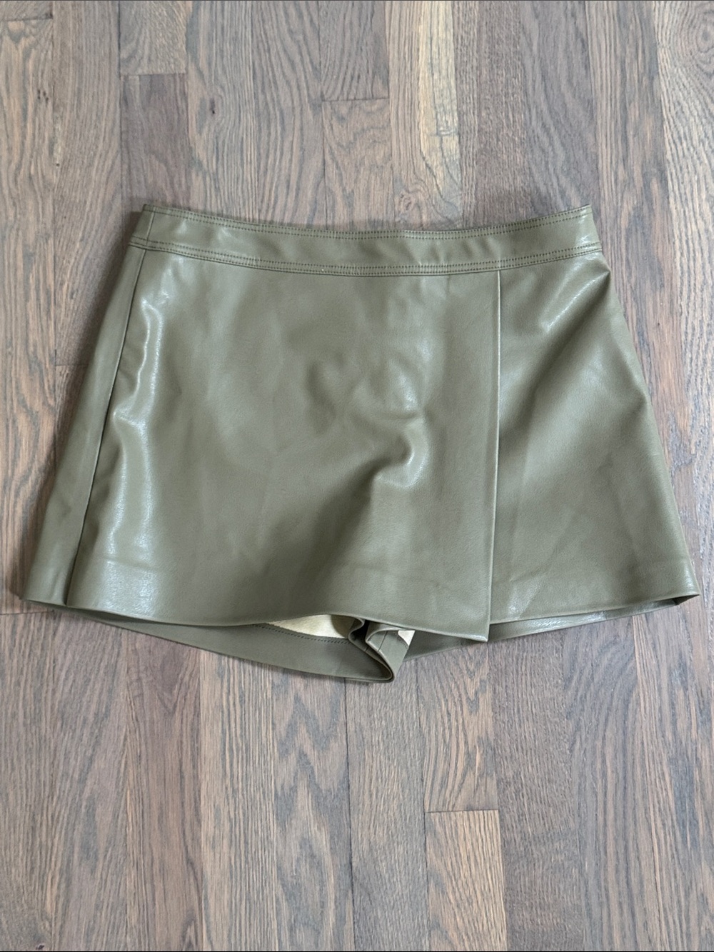 HM mini skort Faux Leather Olive Green Women’s Shorts